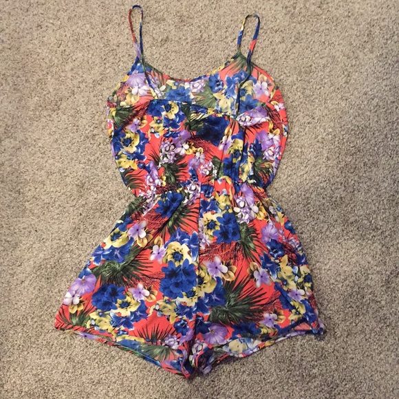 'Sugarmint' Romper - Picture 3 of 4